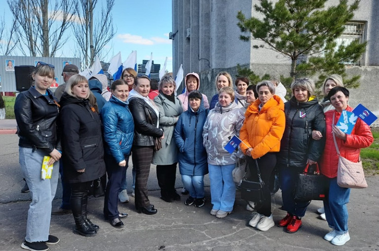 Торжественное открытие доски почета Таврического района Торжественное открытие доски почета Таврического района.